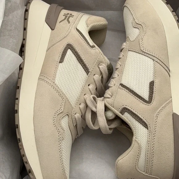 KURU APOGEE Retro Sand-Ecru Athletic Shoes size 8M - Picture 5 of 13